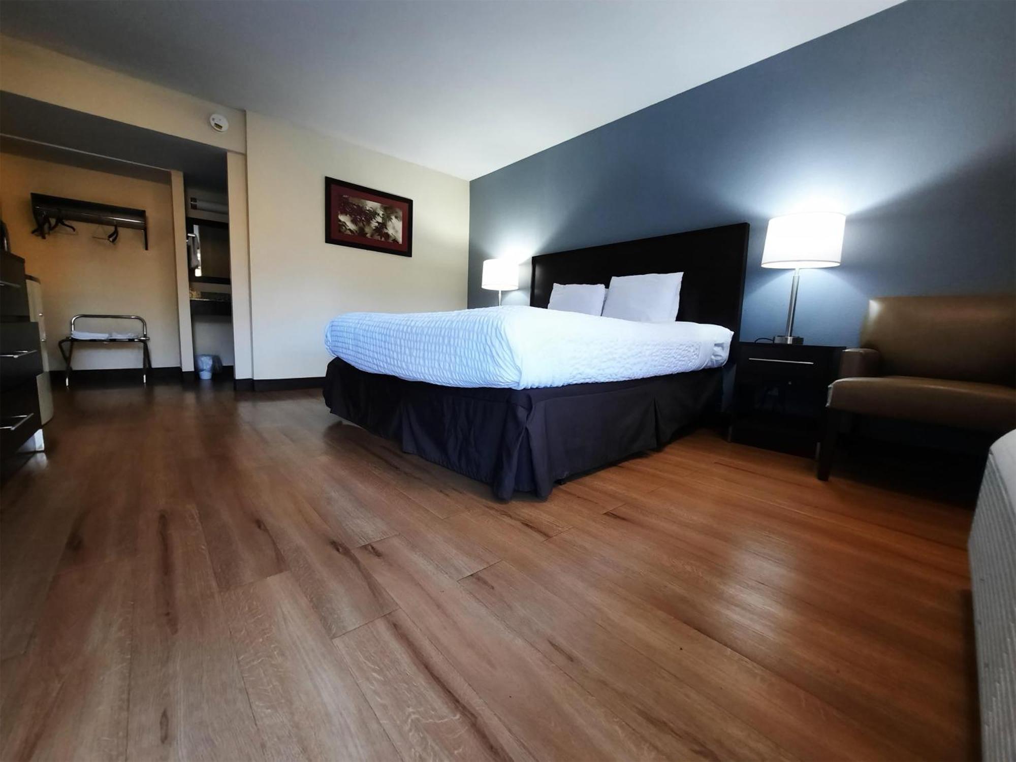 Americas Best Value Inn Moline Exterior foto